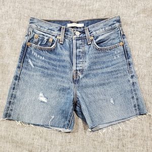 Levi Wedgie cut offs